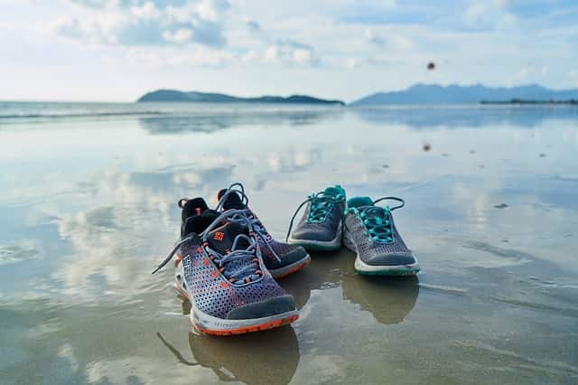 Read more about the article 14 Most Comfortable Beach Shoes For Him & Her (2022)