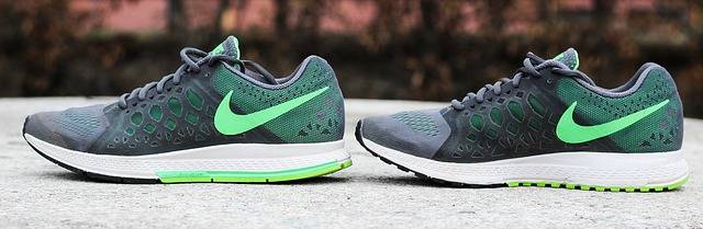 10 Best Walking Shoes For Treadmill 2022