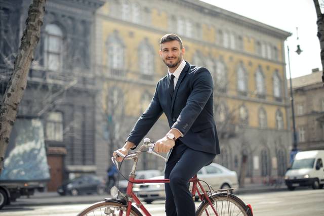 Do Not Stress About Clothes commuting