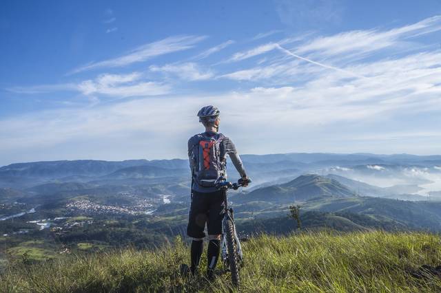 hybrid bike on mountain trail