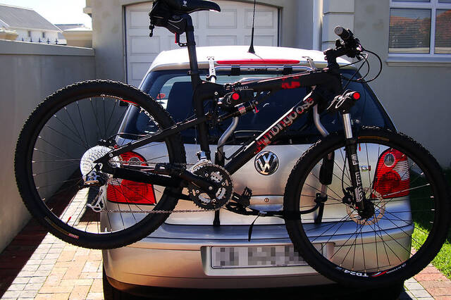 fitting bike rack to car