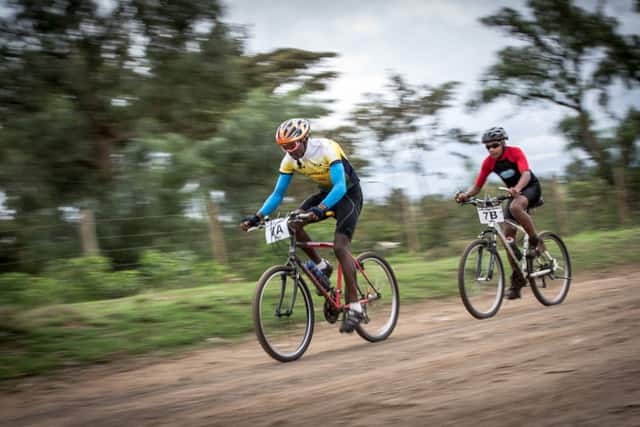 How long to bike a mile? 2 miles, 3 mile, 5, 10, 30 miles with cycling sleeves min