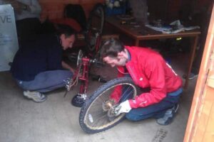 Remove And Install Rear Bike Wheel The Easy Way