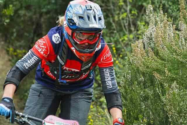 Best Full Face MTB Helmets For Enduro & Trail Riding