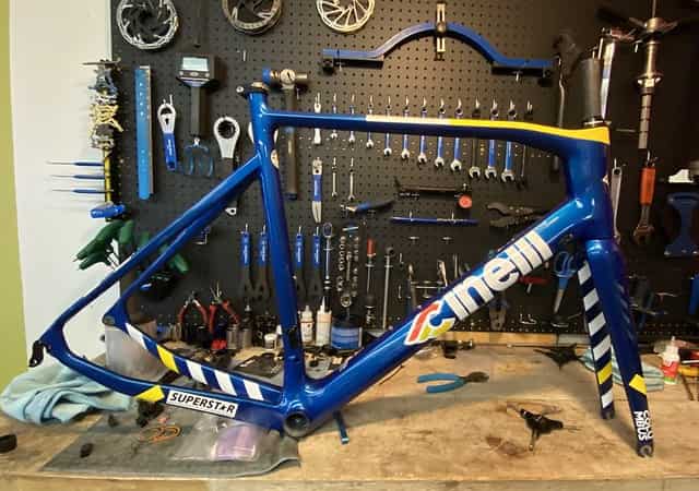 How to maintain carbon bike frames