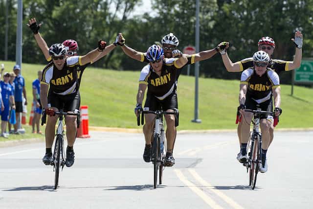 One hand cycling - be safe, prepared and secure