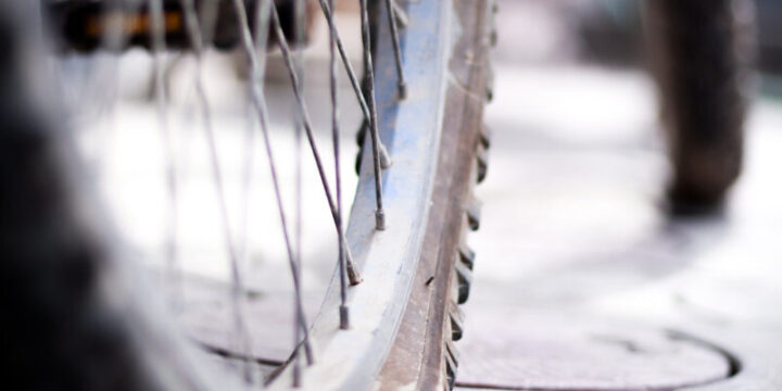 Are You Tired of Your Bike Tire Going Flat With No Puncture? Here’s How to Fix It